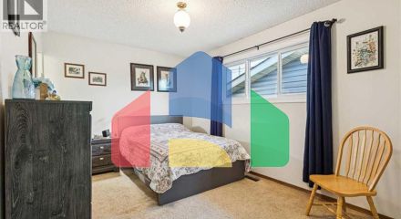 Residential - Single Family Home - Calgary, Canada - Canada