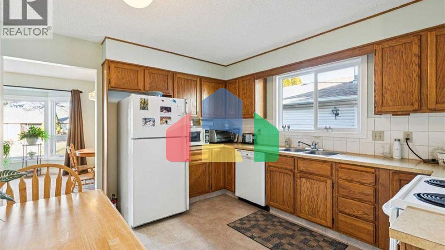 Residential - Single Family Home - Calgary, Canada - Canada