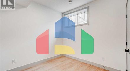 Residential - Single Family Home - Calgary, Canada - Canada