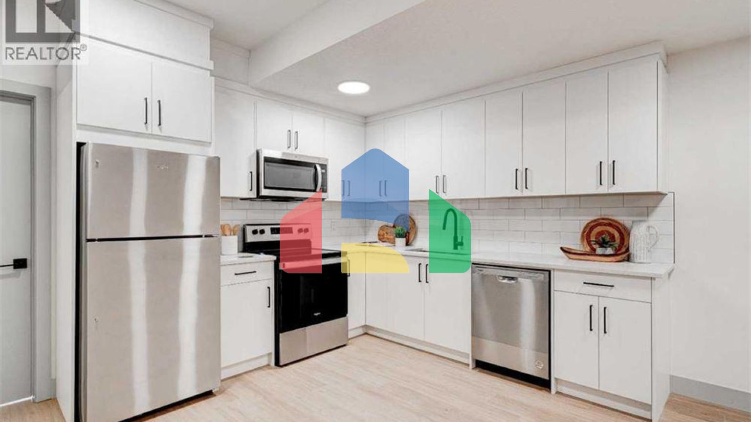 Residential - Single Family Home - Calgary, Canada - Canada