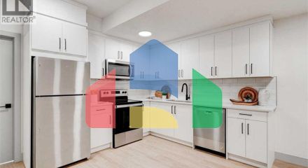 Residential - Single Family Home - Calgary, Canada - Canada