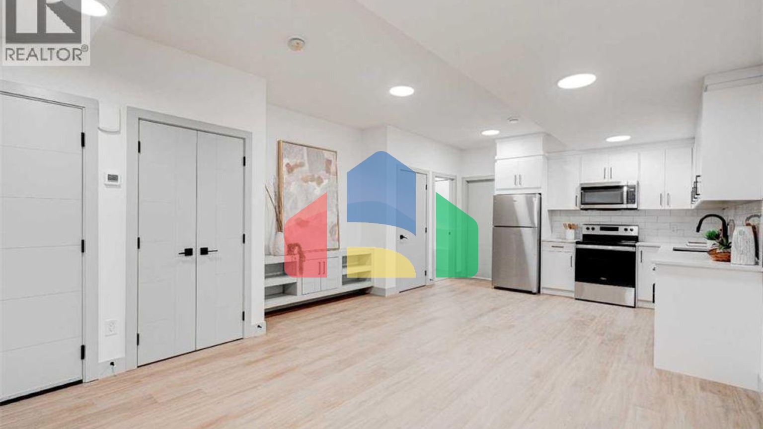 Residential - Single Family Home - Calgary, Canada - Canada