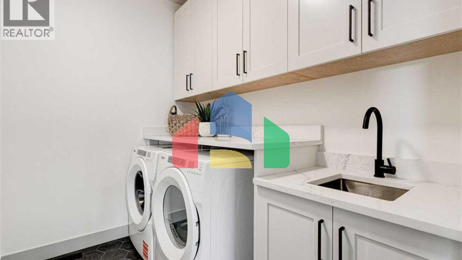 Residential - Single Family Home - Calgary, Canada - Canada