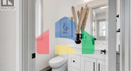 Residential - Single Family Home - Calgary, Canada - Canada