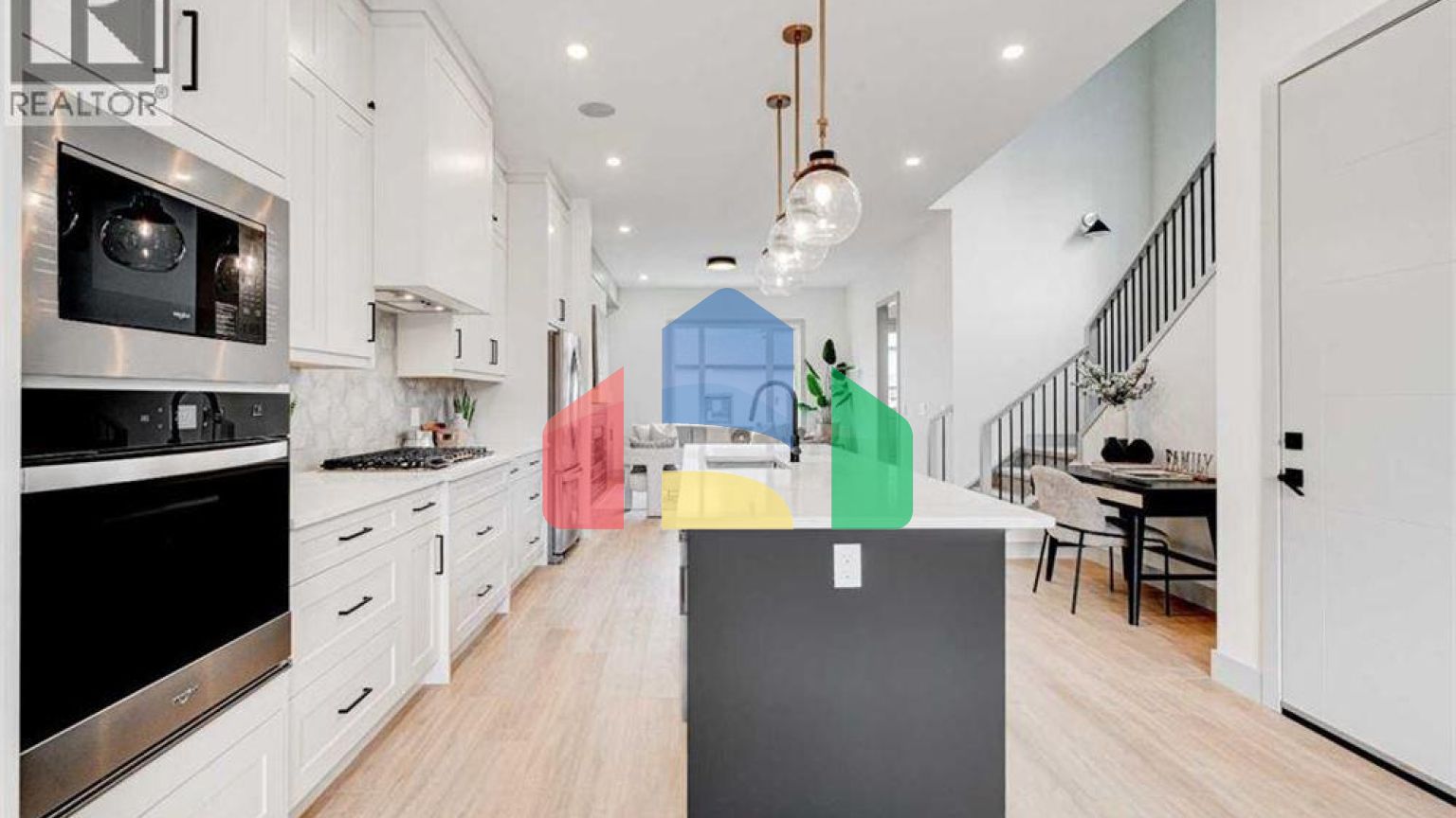 Residential - Single Family Home - Calgary, Canada - Canada