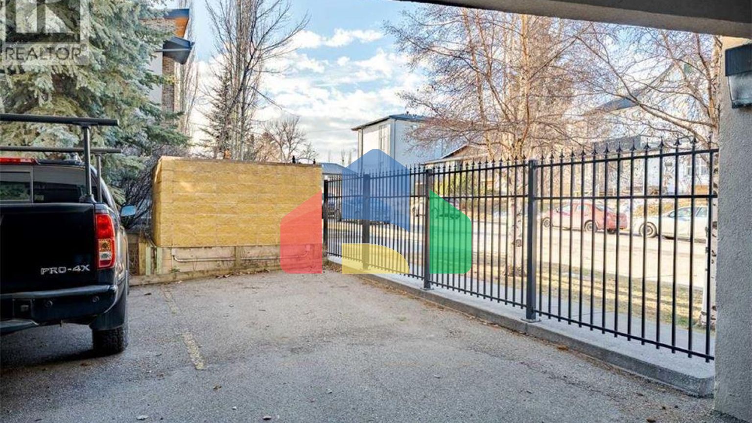 Residential - Condo/Apartment - Calgary, Canada - Canada