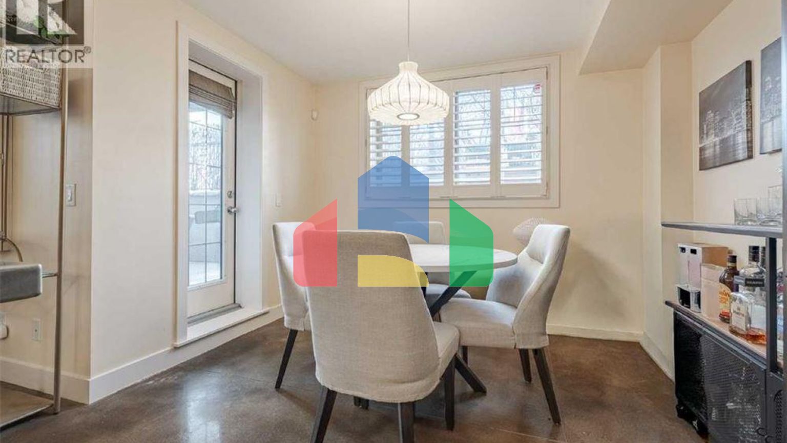 Residential - Condo/Apartment - Calgary, Canada - Canada