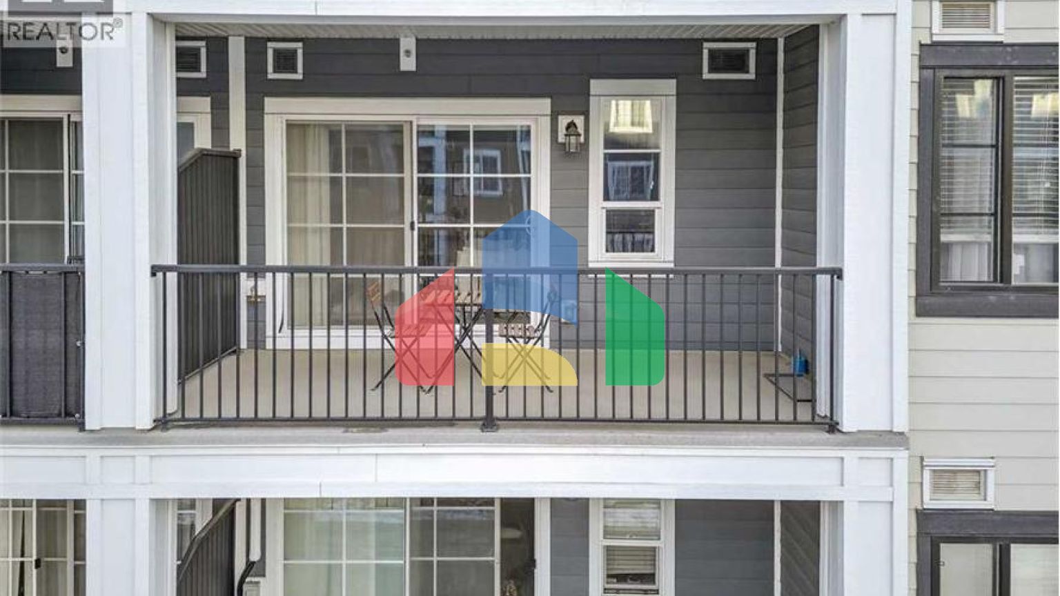 Residential - Single Family Home - Calgary, Canada - Canada