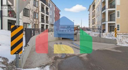 Residential - Single Family Home - Calgary, Canada - Canada