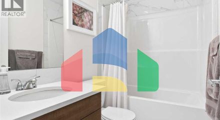 Residential - Single Family Home - Calgary, Canada - Canada