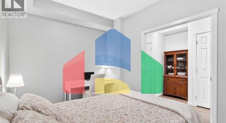 Residential - Single Family Home - Calgary, Canada - Canada