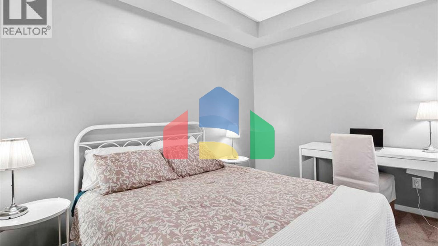 Residential - Single Family Home - Calgary, Canada - Canada