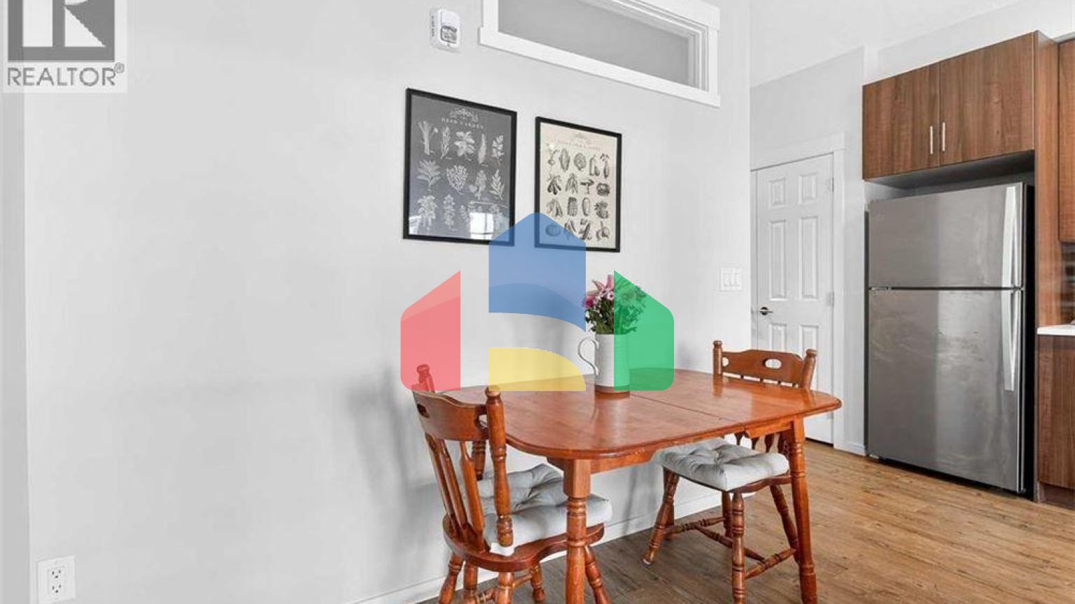 Residential - Single Family Home - Calgary, Canada - Canada