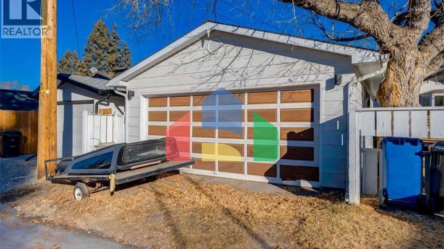 Residential - Single Family Home - Calgary, Canada - Canada