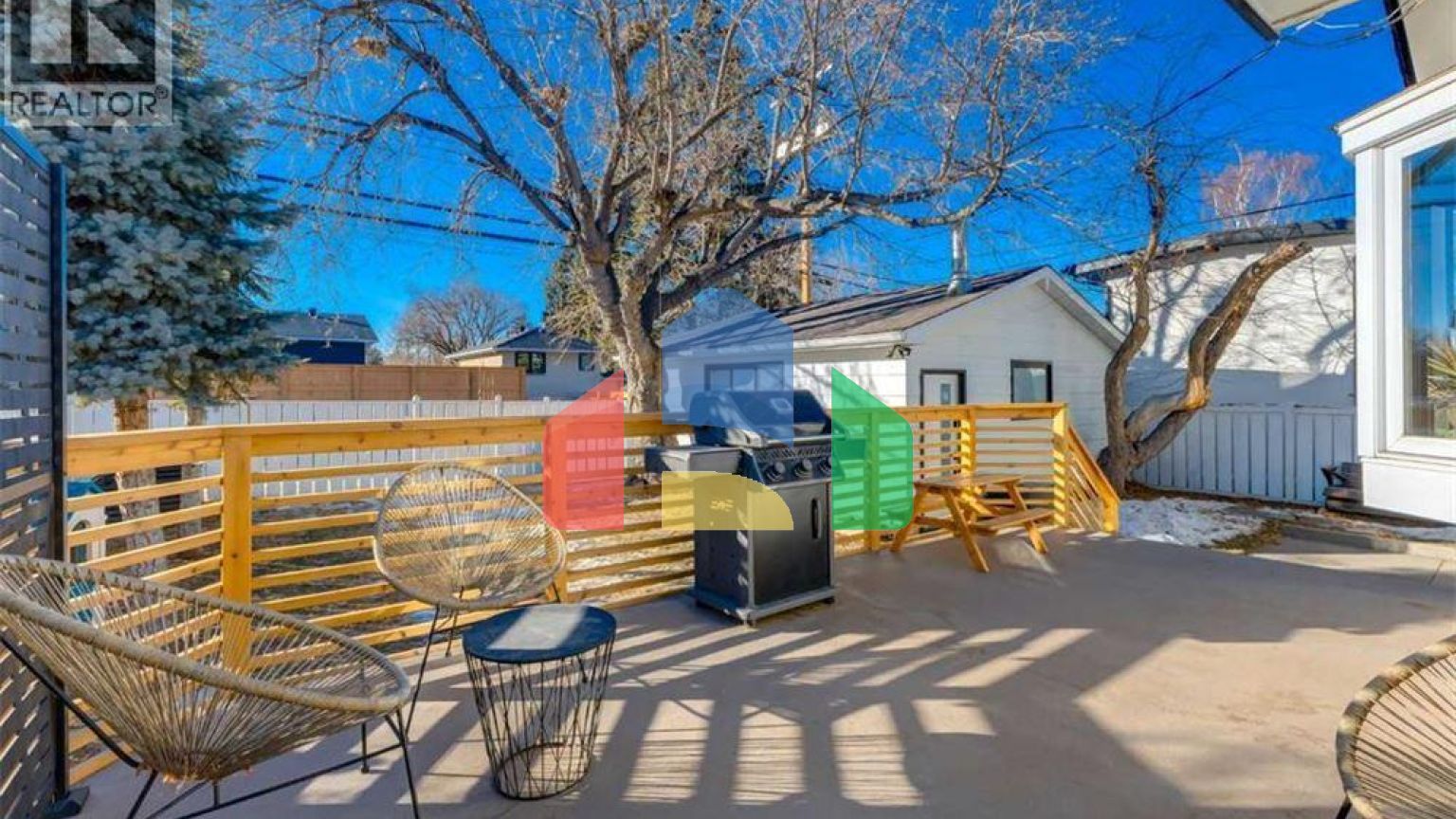 Residential - Single Family Home - Calgary, Canada - Canada