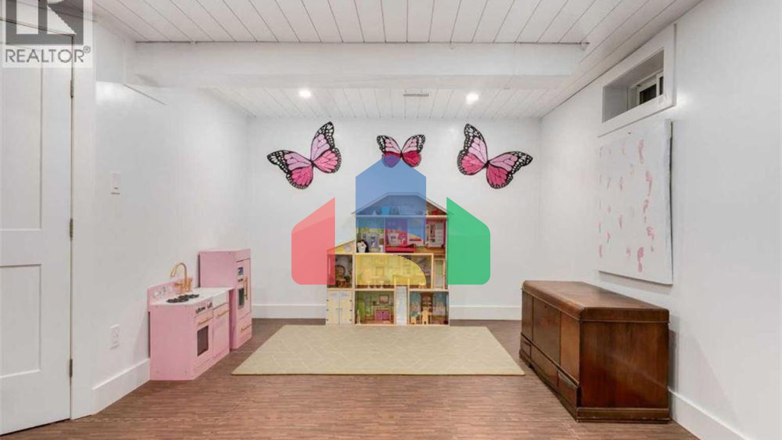 Residential - Single Family Home - Calgary, Canada - Canada