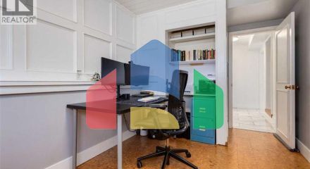 Residential - Single Family Home - Calgary, Canada - Canada