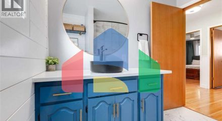 Residential - Single Family Home - Calgary, Canada - Canada