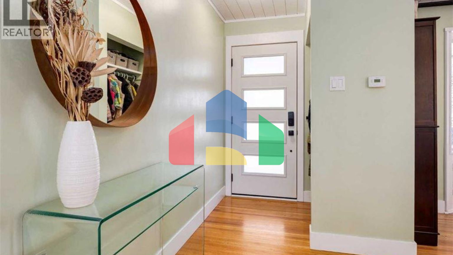 Residential - Single Family Home - Calgary, Canada - Canada