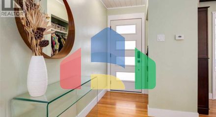 Residential - Single Family Home - Calgary, Canada - Canada