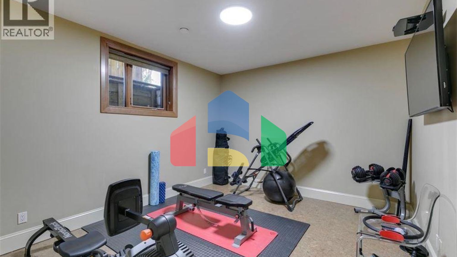 Residential - Single Family Home - Calgary, Canada - Canada