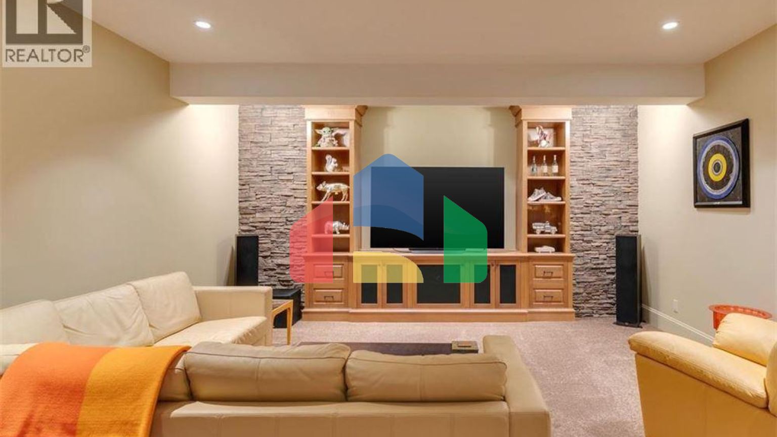 Residential - Single Family Home - Calgary, Canada - Canada