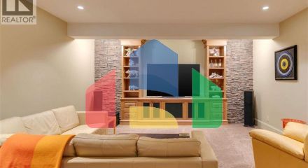 Residential - Single Family Home - Calgary, Canada - Canada