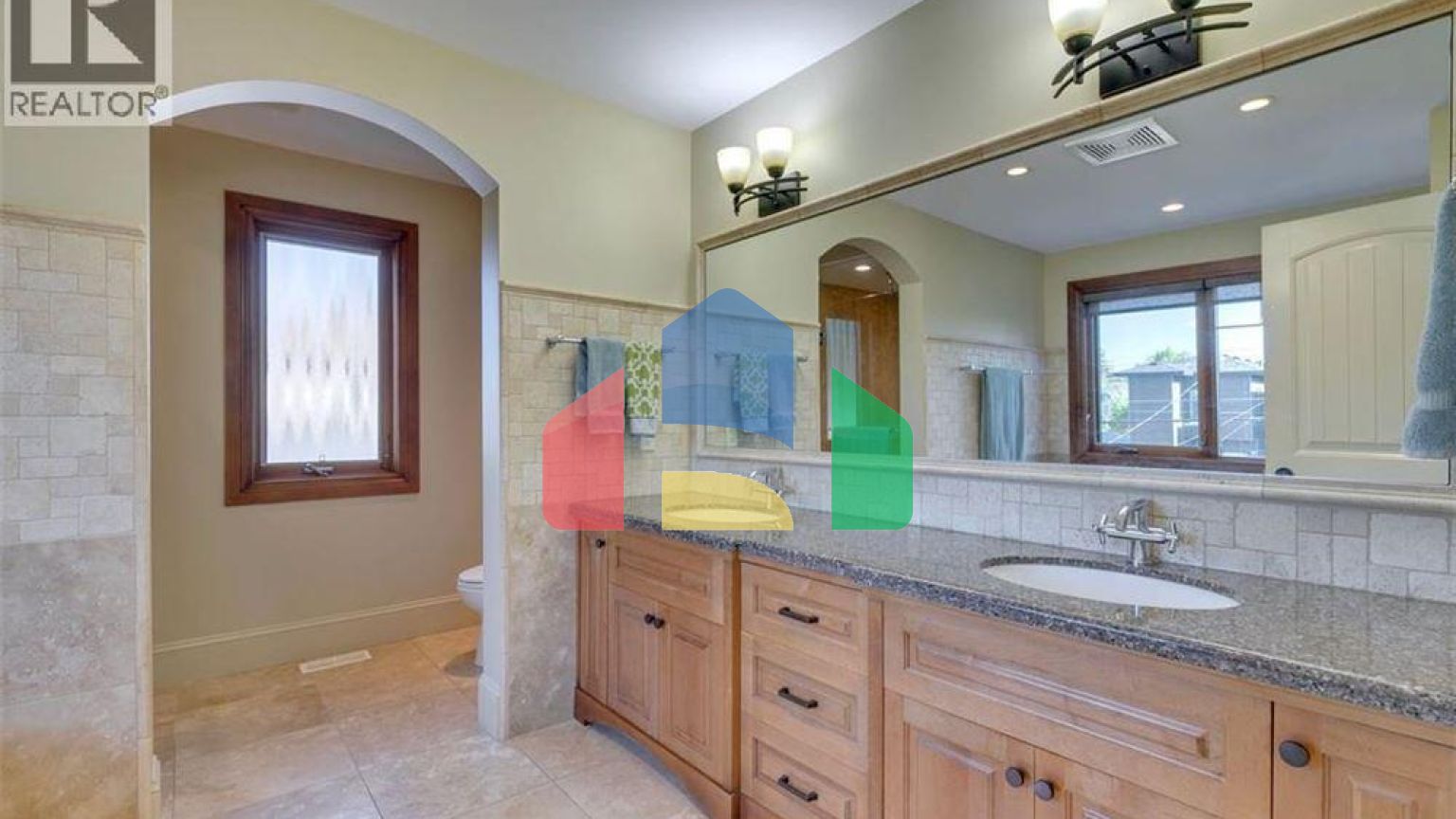 Residential - Single Family Home - Calgary, Canada - Canada