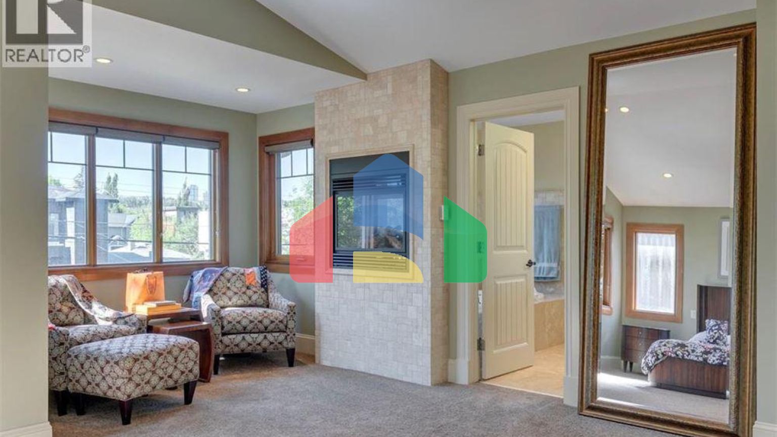 Residential - Single Family Home - Calgary, Canada - Canada