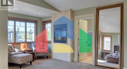 Residential - Single Family Home - Calgary, Canada - Canada