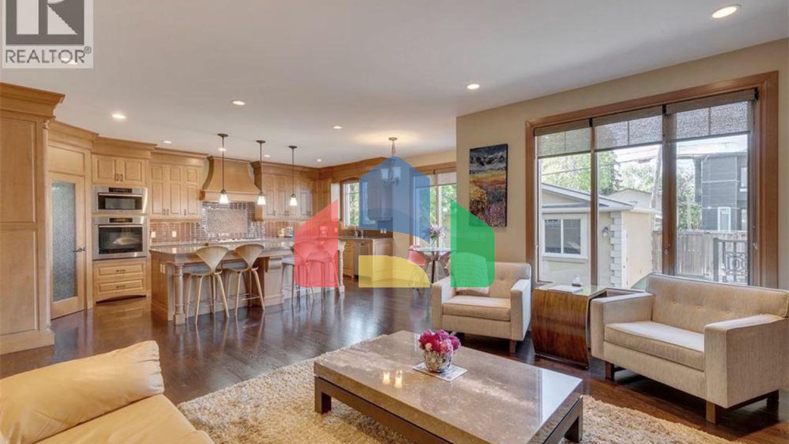 Residential - Single Family Home - Calgary, Canada - Canada