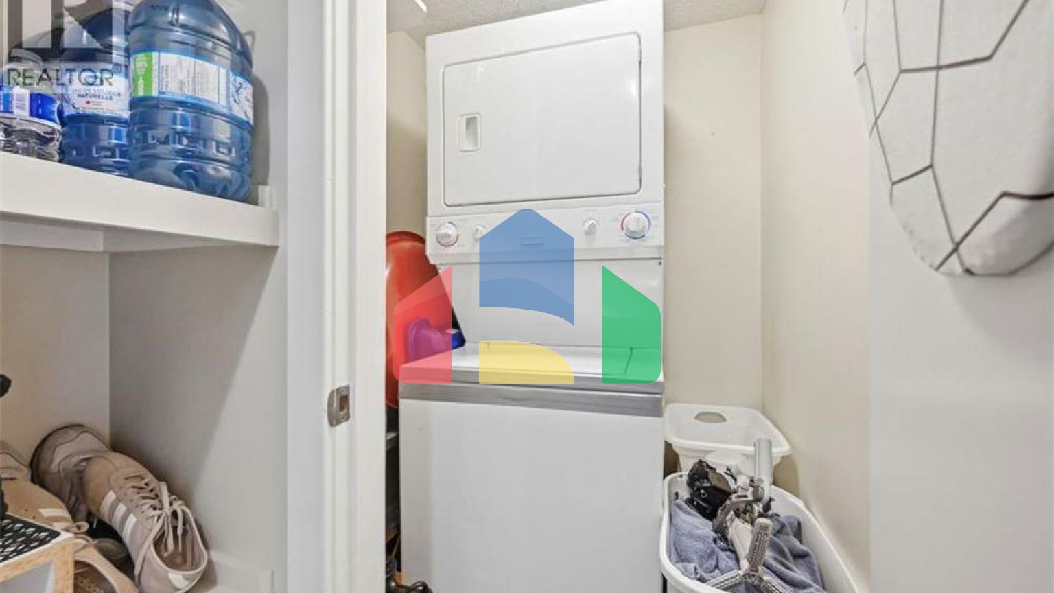 Residential - Condo/Apartment - Calgary, Canada - Canada