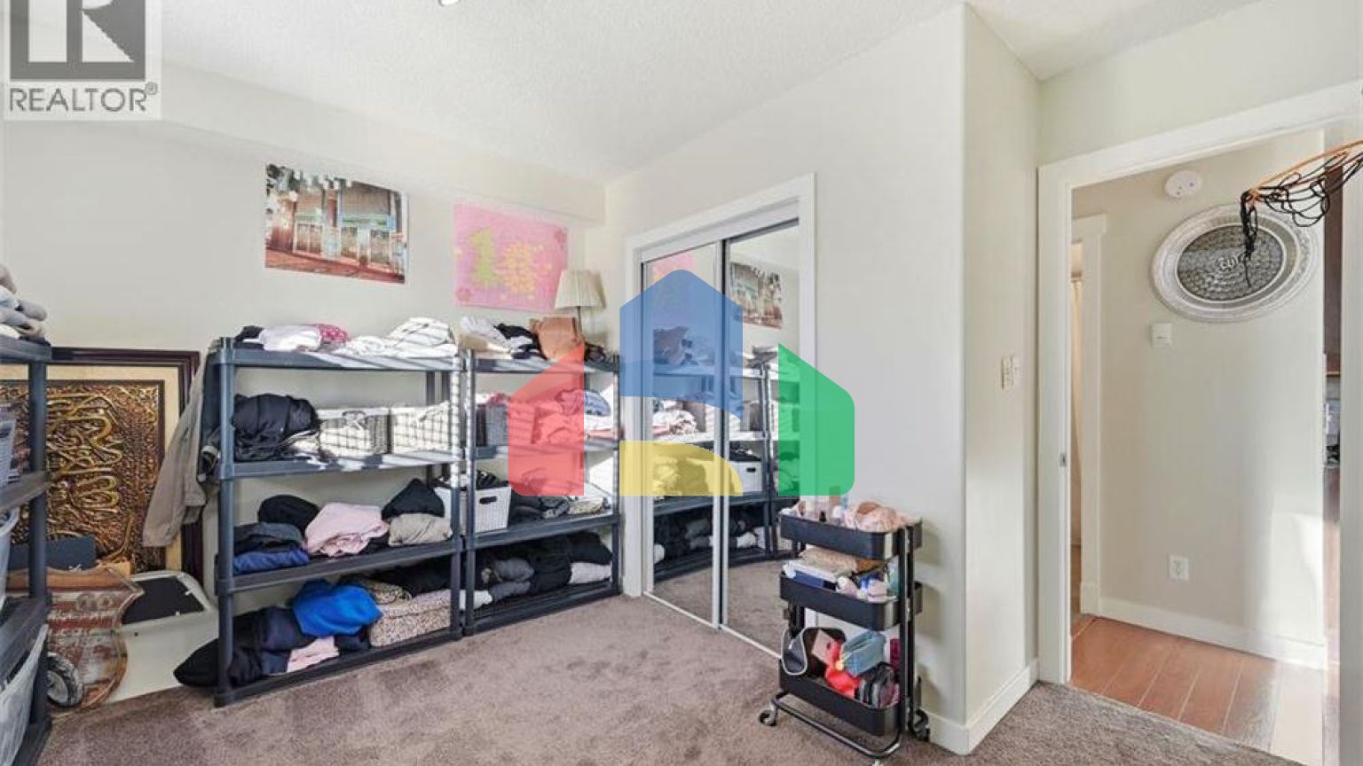 Residential - Condo/Apartment - Calgary, Canada - Canada