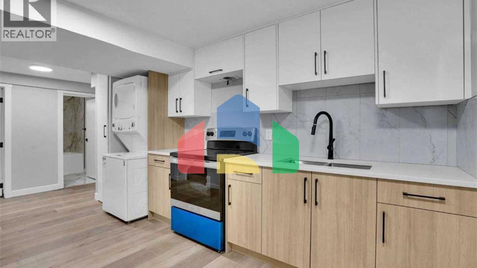 Residential - Single Family Home - Calgary, Canada - Canada