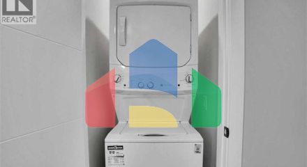 Residential - Single Family Home - Calgary, Canada - Canada