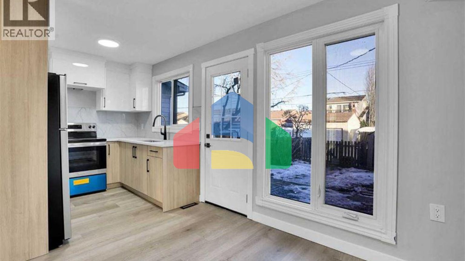 Residential - Single Family Home - Calgary, Canada - Canada