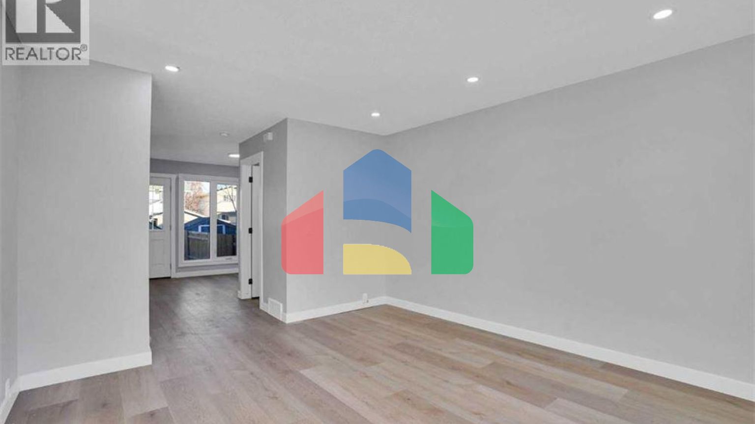 Residential - Single Family Home - Calgary, Canada - Canada