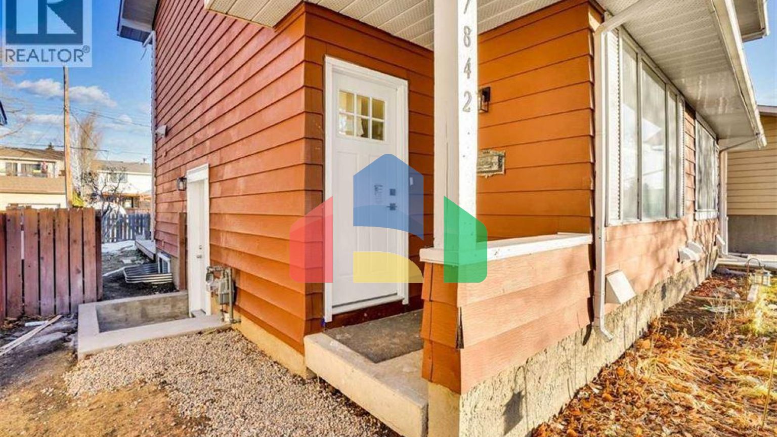 Residential - Single Family Home - Calgary, Canada - Canada