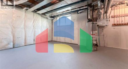 Residential - Single Family Home - Calgary, Canada - Canada