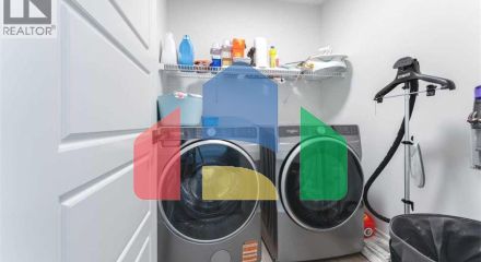 Residential - Single Family Home - Calgary, Canada - Canada