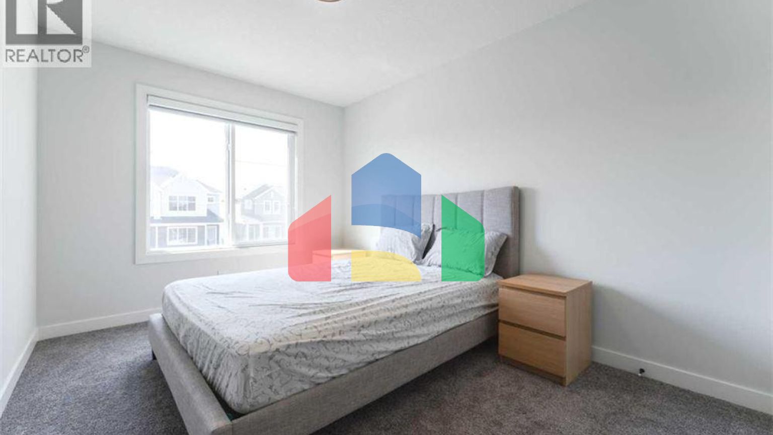 Residential - Single Family Home - Calgary, Canada - Canada