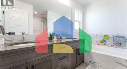 Residential - Single Family Home - Calgary, Canada - Canada