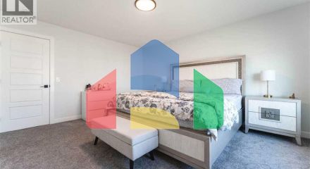 Residential - Single Family Home - Calgary, Canada - Canada