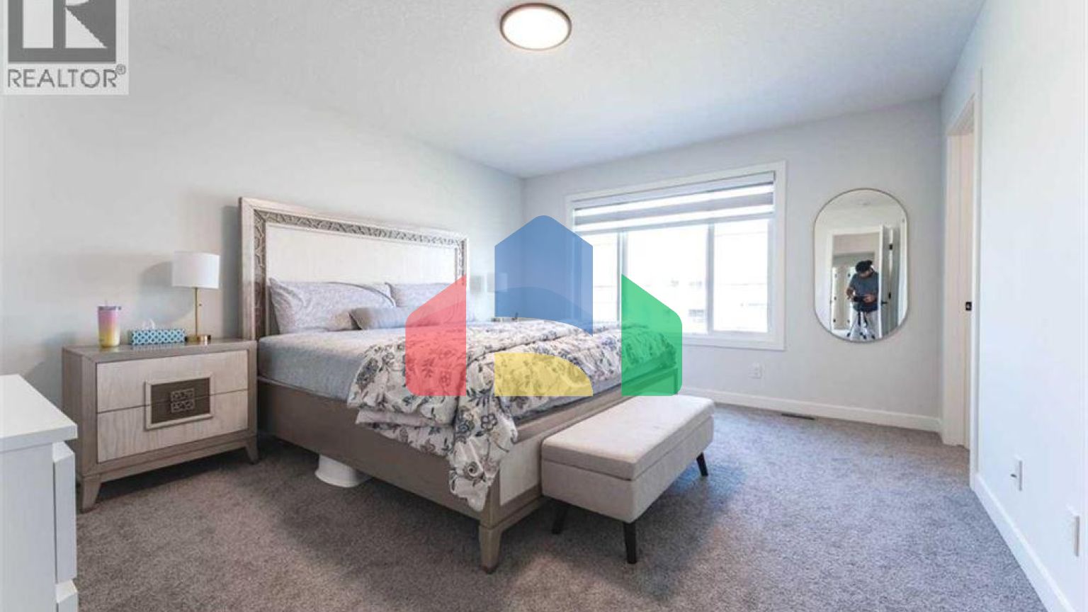 Residential - Single Family Home - Calgary, Canada - Canada