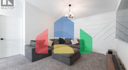 Residential - Single Family Home - Calgary, Canada - Canada