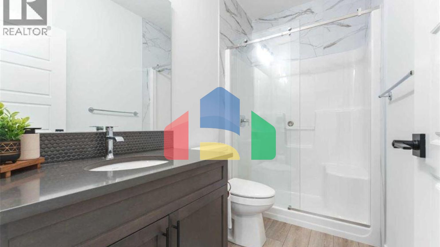 Residential - Single Family Home - Calgary, Canada - Canada