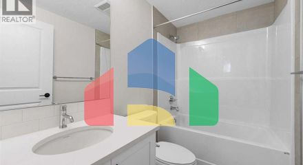 Residential - Single Family Home - Calgary, Canada - Canada