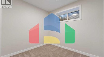 Residential - Single Family Home - Calgary, Canada - Canada