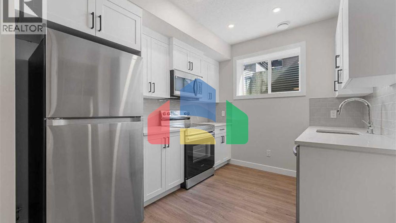 Residential - Single Family Home - Calgary, Canada - Canada