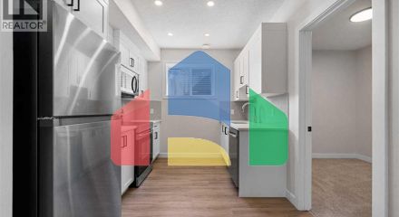 Residential - Single Family Home - Calgary, Canada - Canada